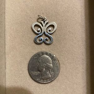 🦋James Avery butterfly charm for necklace. Retired piece. Used. Sterling Silver